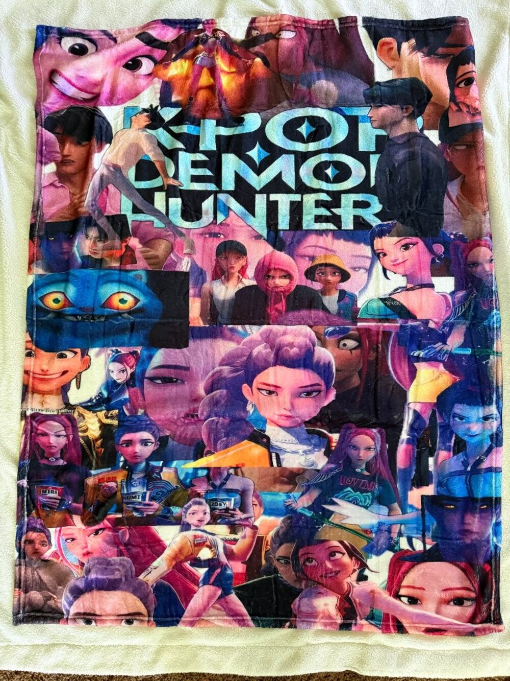 K-pop Demon Hunter Rumi Mira Zoey & The Saja Boys 50X40 Flannel Throw Blanket